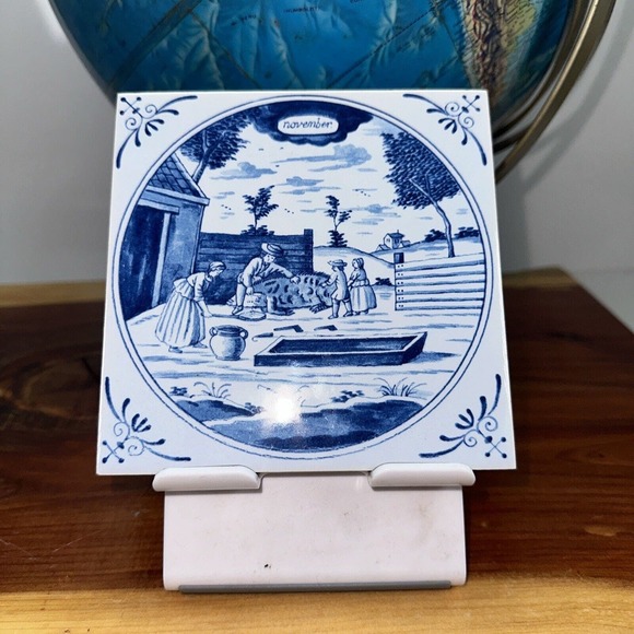 VINTAGE Blue Delft -WESTRAVEN DELFT FACTORY-Month of November Tile‎ - Picture 1 of 3